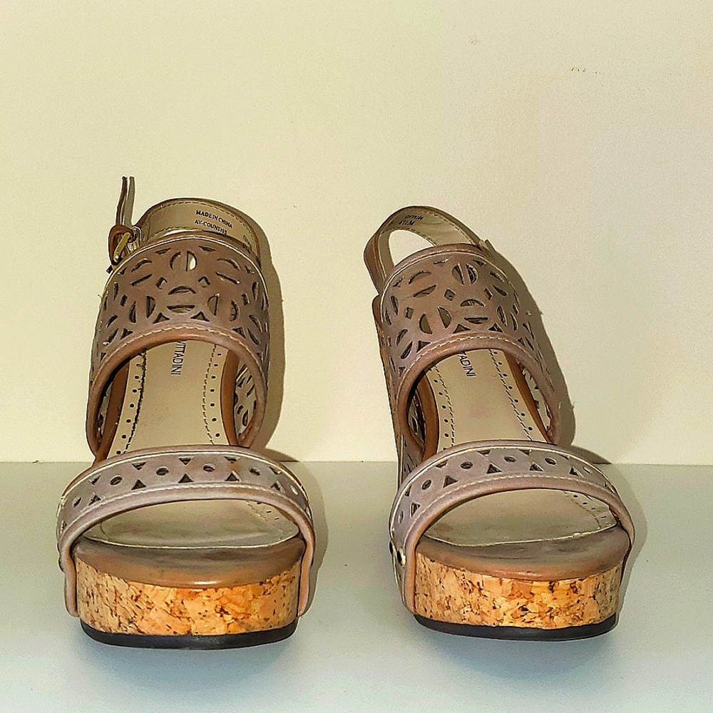 Adrienne Vittadini, Wedge sandals, 6.5